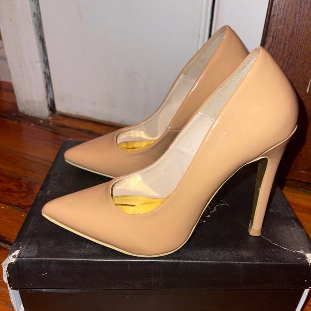 Classic Pointed-Toe Nude High Heels - Women